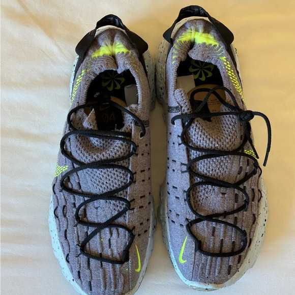 Nike Space Hippie 04 Grey/Volt-Black Men's Size 10.5 CZ6398-001 - Picture 7 of 10